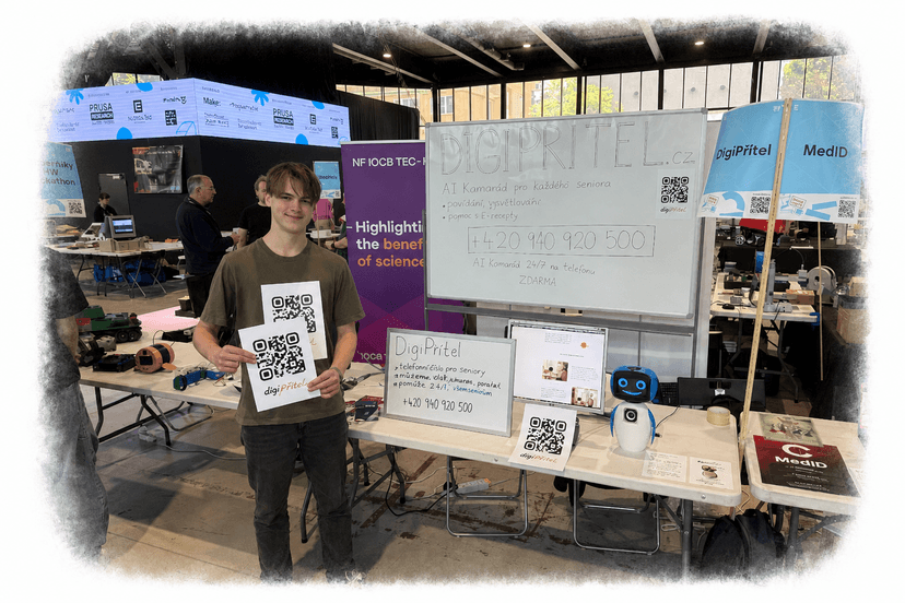Stánek DigiPřítele na Maker Faire Prague